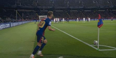 ⛳Chi tiết: Jamal Dumfries và Barca và Inter Milan kết thúc vòng đầu tiên bằng trận chiến bàn thắng