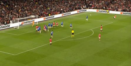 ⛳Chi tiết: Manchester United không hề hoảng loạn sau khi mất bóng trước. Amorim và các cầu thủ dự bị đã giúp đội tuyển vào chung kết một cách an toàn.