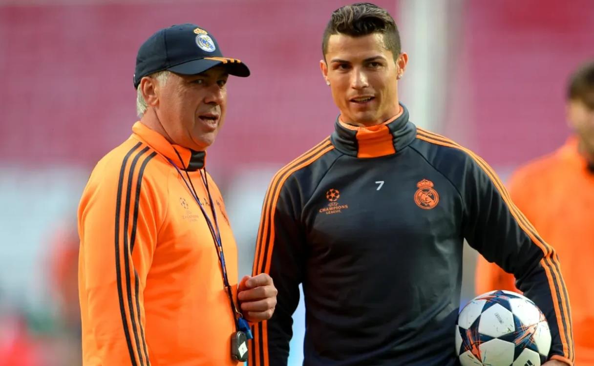 Phóng viên Brazil: C Ronaldo đích thân liên lạc với Ancelotti, hy vọng thuyết phục ông về làm HLV Riyadh Victory