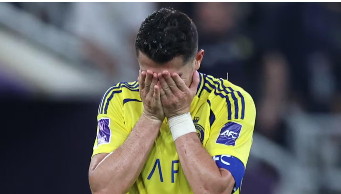 Tóm tắt mùa giải của Cristiano Ronaldo: 41 lần ra sân, 35 bàn thắng, đội không giành được bất kỳ danh hiệu lớn nào trong bốn danh hiệu lớn
