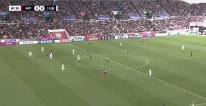 Hiệp 1 J.League: Miyashiro Daisei ghi bàn bằng cú vô lê, Tomoki gỡ hòa, Vissel Kobe 1-1 Sakura Osaka