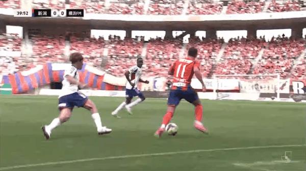 ⚽Hiệp 1 J-League: Taniguchi Kaito bỏ lỡ cơ hội ngon ăn, Niigata Albirex tạm thời hòa 0-0 Yokohama F. Marinos