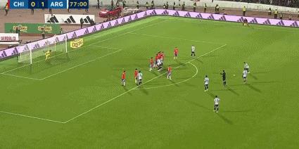 Messi trở lại đội tuyển quốc gia sau 7 tháng! Anh vẫn chơi tốt như thường lệ, tạo ra nhiều nguy hiểm nhưng không ghi được bàn thắng
