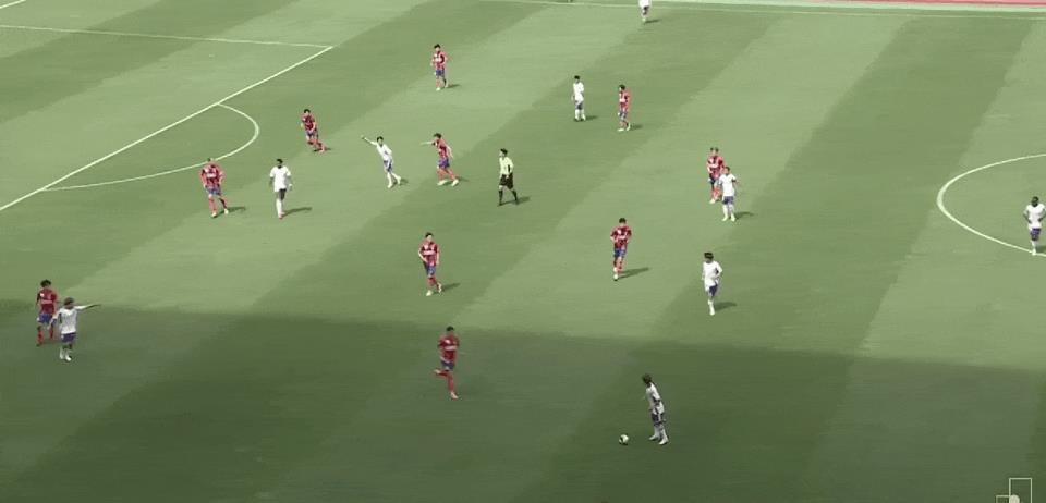 ⚽Hiệp 1 J-League: Taniguchi Kaito bỏ lỡ cơ hội ngon ăn, Niigata Albirex tạm thời hòa 0-0 Yokohama F. Marinos
