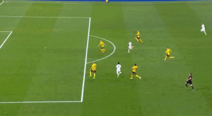 Chính thức: Cú sút của Yamal ở trận bán kết lượt đi Champions League với Inter Milan được bình chọn là bàn thắng đẹp nhất Champions League mùa giải năm nay