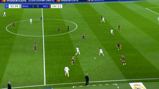 Chính thức: Cú sút của Yamal ở trận bán kết lượt đi Champions League với Inter Milan được bình chọn là bàn thắng đẹp nhất Champions League mùa giải năm nay