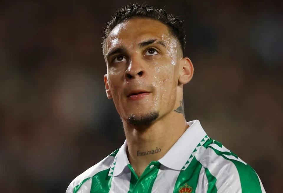 Truyền thông Tây Ban Nha: Anthony chỉ muốn gia nhập Betis và từ chối gia nhập Riyadh Victory để tái hợp với Ronaldo