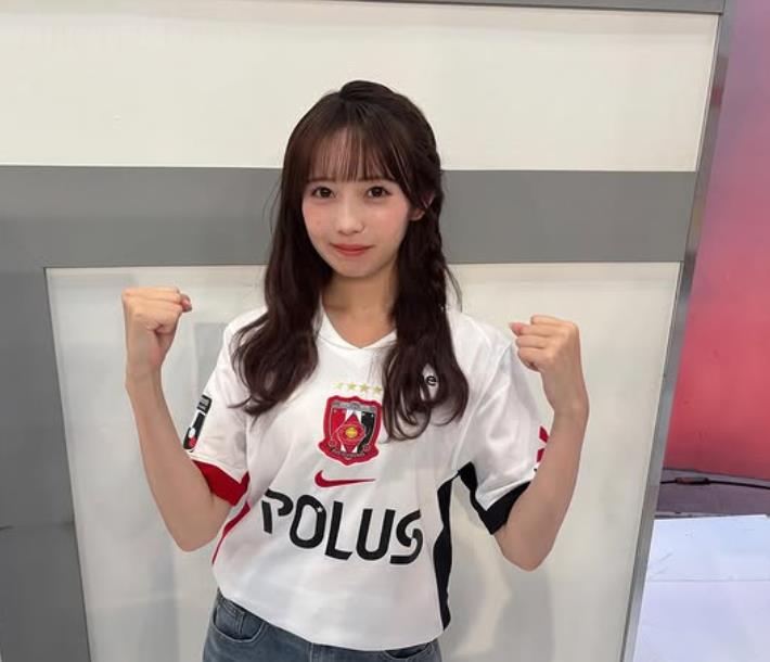 Tuyển chọn fan nữ xinh đẹp của J.League: mỗi người đều có nét đẹp riêng, hôm nay bạn là fan của đội nào?