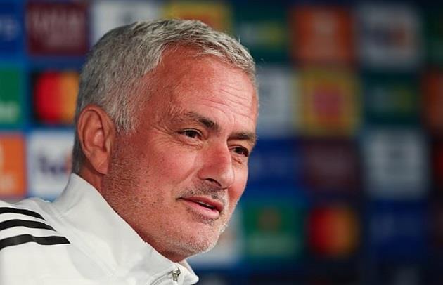 Jose Mourinho và mối quan hệ với Newcastle United